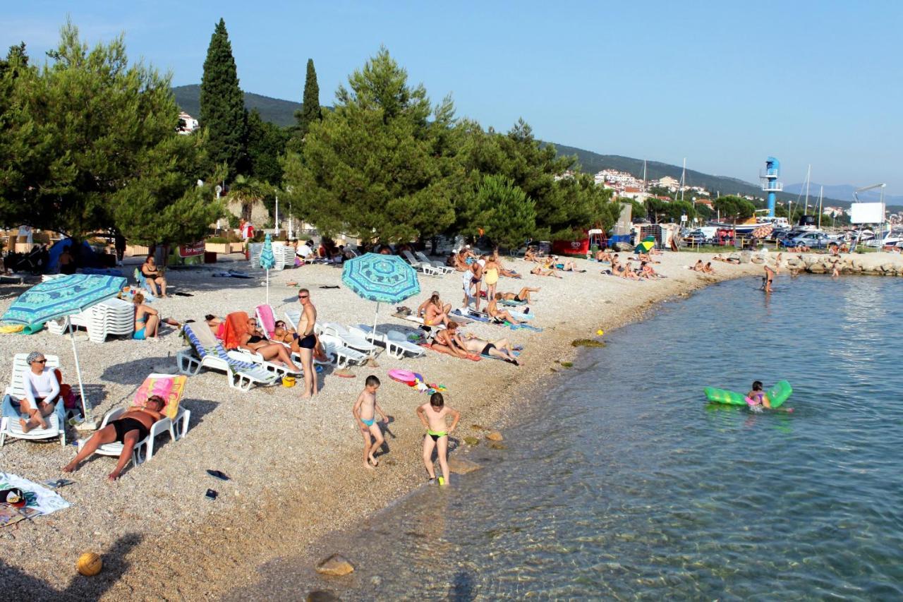 Apartments With A Parking Space Crikvenica - 5589 Exterior photo